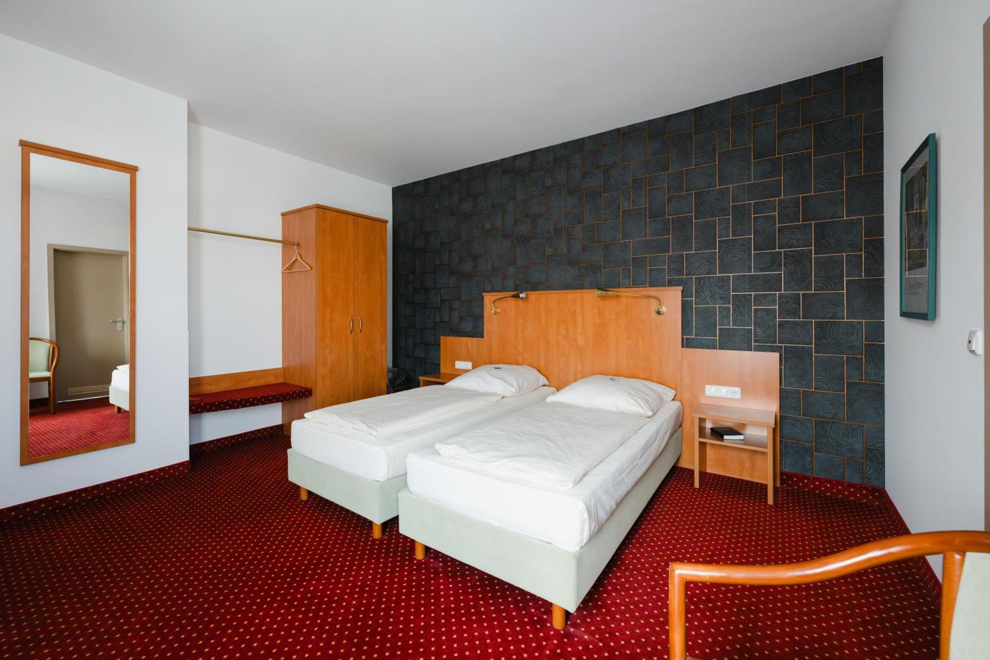 Hotel Mirage Duisburg Exterior foto